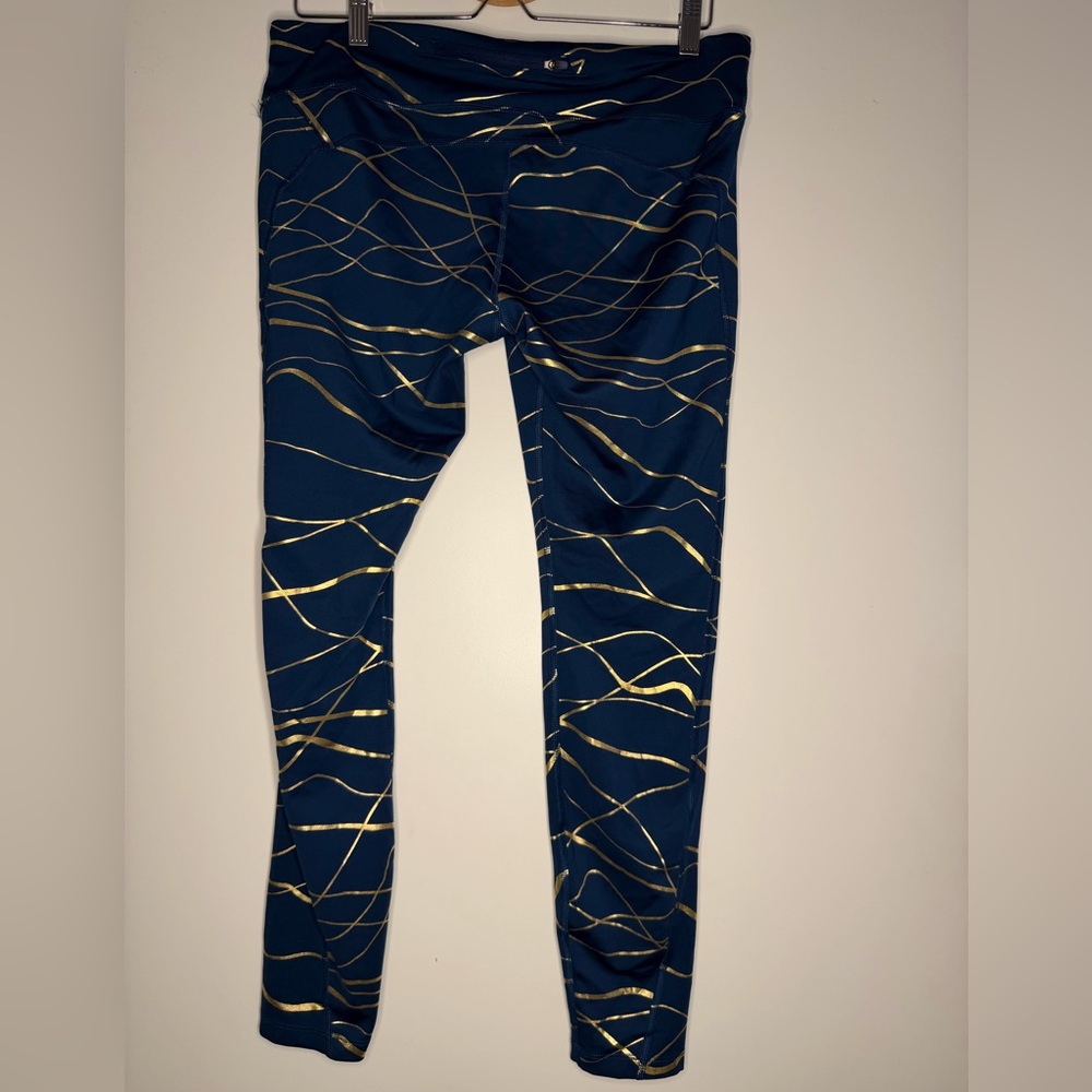 NWOT Nike Dri-FIT 7/8 leggings - Picture 3 of 7